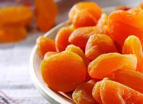 قیسی مرند؛ خشکبار خوراکی دارویی منبع  ویتامین A آنتی اکسیدان