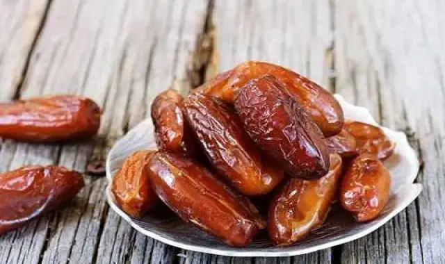قیمت خرید خرما کلوته بم + خواص، معایب و مزایا