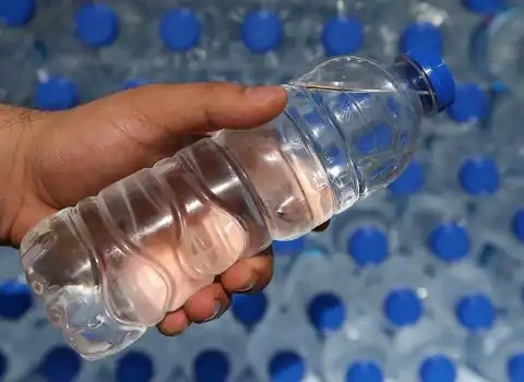 آب معدنی تک سو؛ گوارا سالم بهداشتی حاوی املاح معدنی آهن