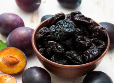 خرید آلو خشک خورشتی سیاه با قیمت استثنایی