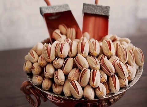 خرید و قیمت انواع پسته خام احمد آقایی