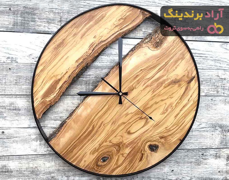 خریدساعت دیواری چوبی دو طرفه با قیمت استثنایی