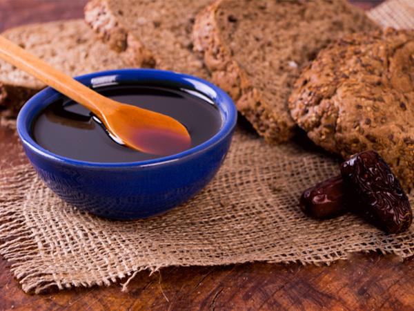 خرید جدیدترین انواع کیک شیره خرما