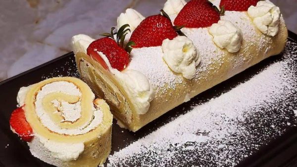 قیمت خرید شیرینی رولت خانگی + آموزش