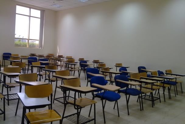 خرید و قیمت انواع صندلی دسته دار دانشجویی