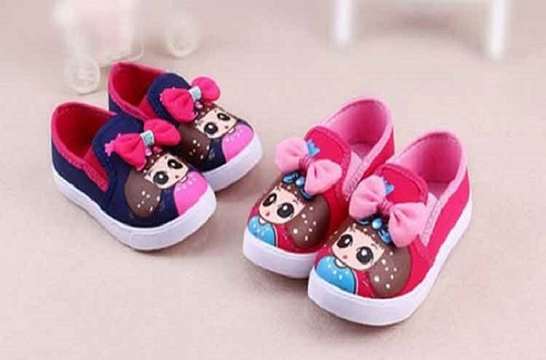 خرید کفش چرم طبیعی بچه گانه با قیمت استثنایی