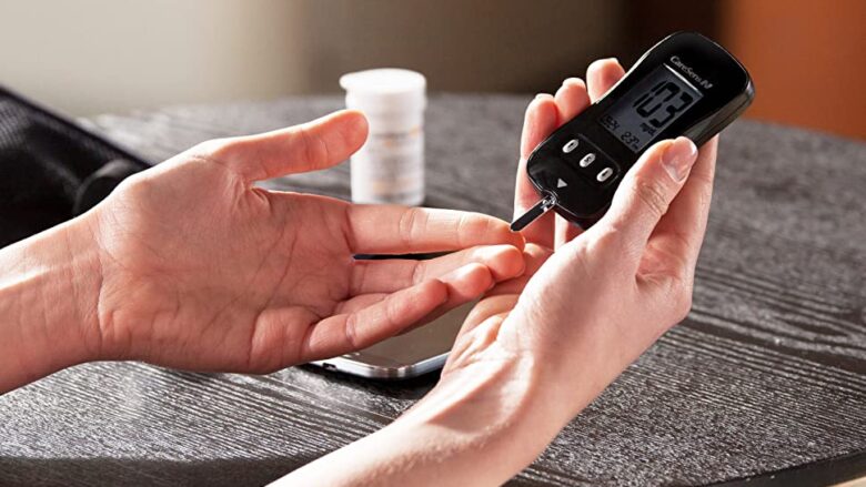 دستگاه تست قند خون ایزی گلوکو پرو + بهترین قیمت خرید