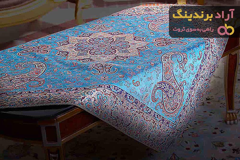 خرید رومیزی ترمه سرمه دوزی با قیمت استثنایی