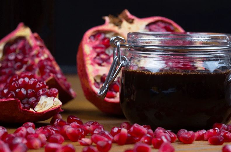 خرید رب انار ترش شمالی با قیمت استثنایی