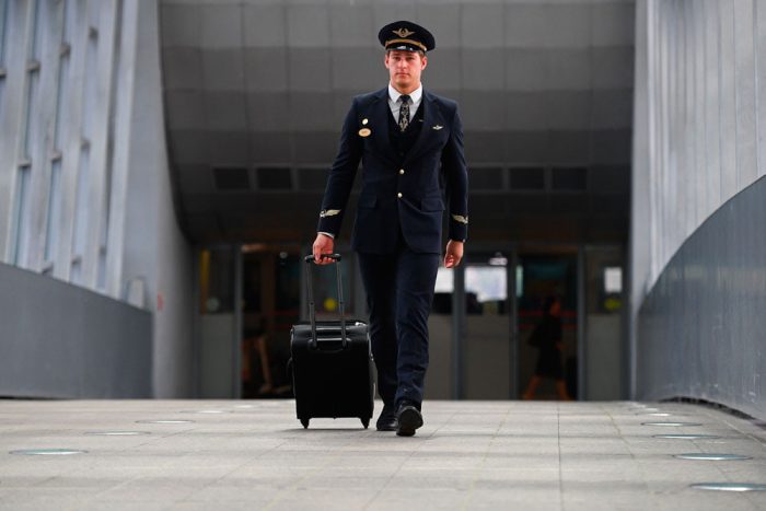 معرفی انواع چمدان خلبانی + قیمت خرید روز