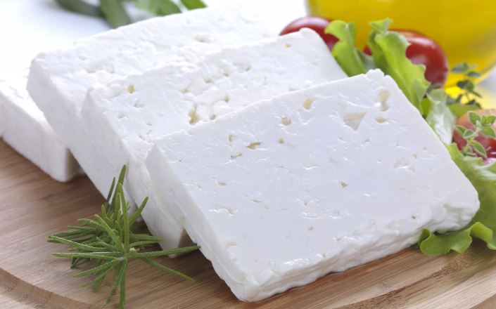 قیمت خرید پنیر لاکتیکی از تولید به مصرف به صورت عمده و فله