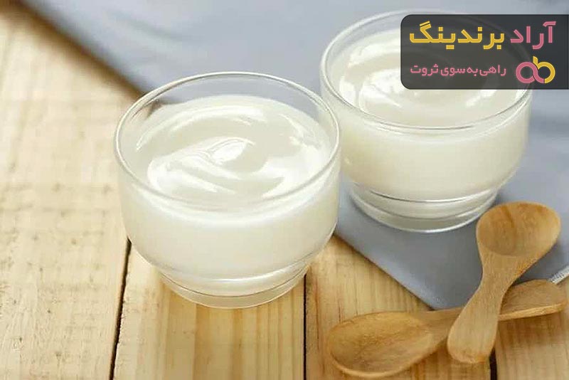 مقایسه قیمت خرید انواع ماست پرچرب در دی ۱۴۰۱