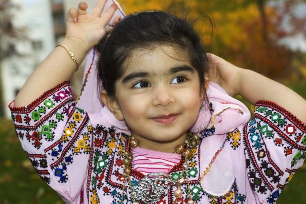 خرید لباس بلوچی دخترانه شیک با قیمت استثنایی