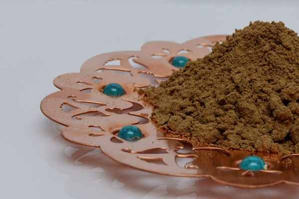 معرفی انواع قاووت زعفرانی + قیمت خرید روز