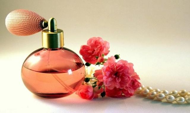 قیمت عطر تند مردانه + پخش تولیدی عمده کارخانه