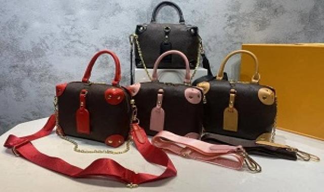 خرید کیف چرم زنانه دست دوخت با قیمت استثنایی