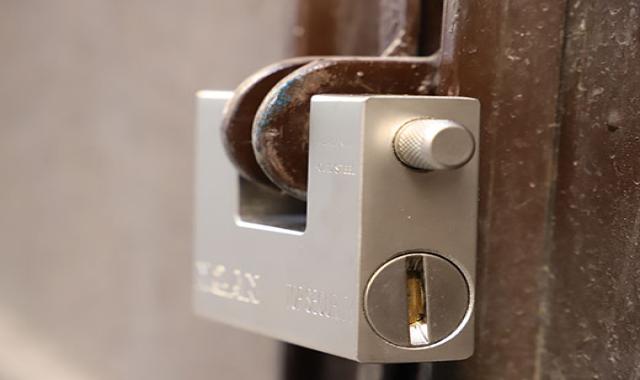 قفل کتابی؛ 3 مدل ایتالیایی، آلمانی، چینی برای درب ضد سرقت + بهترین قیمت
