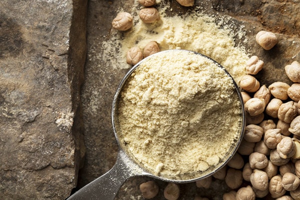 قیمت خرید آرد نخودچی + مزایا و معایب