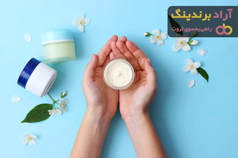 قیمت خرید کرم نرم کننده دست + راهنمای استفاده