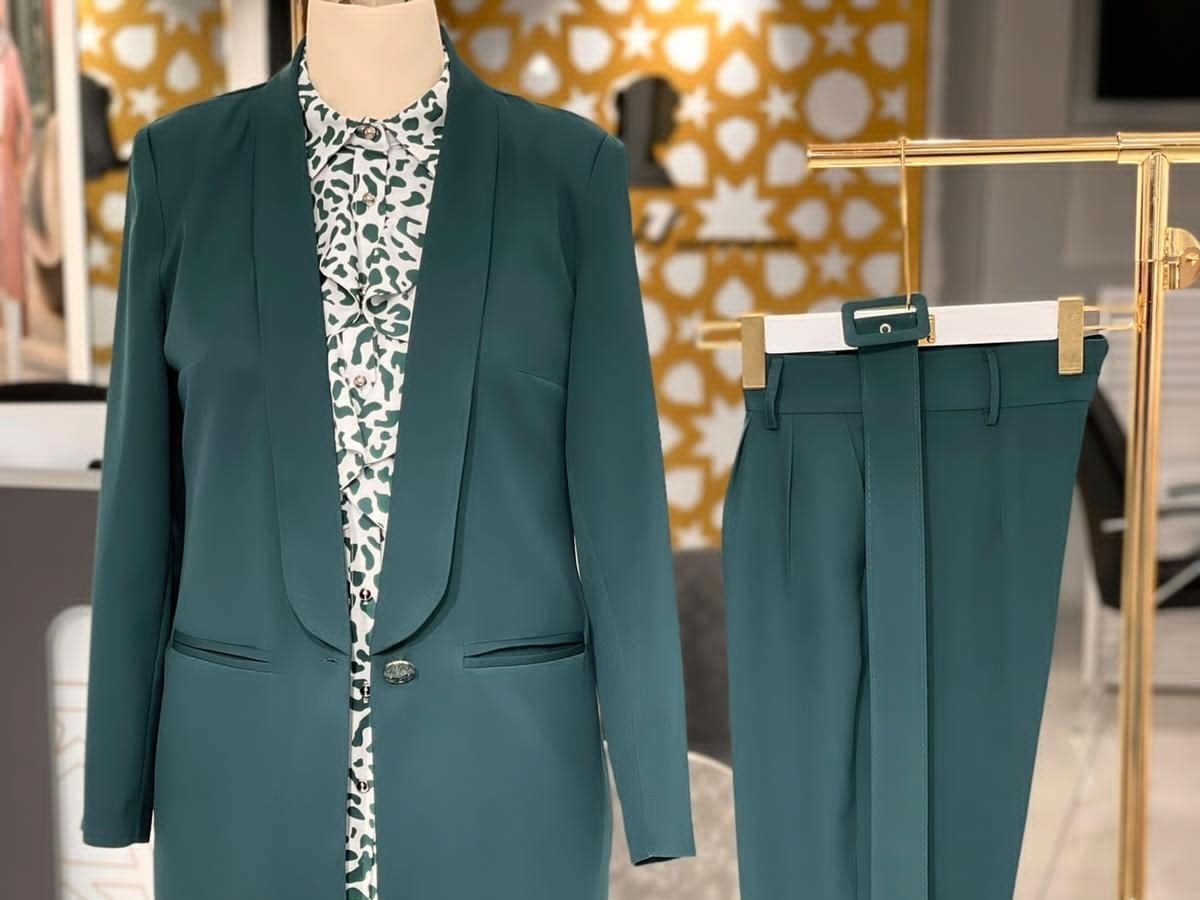 پارچه کت شلوار زنانه؛ 3 نوع کتان، مخمل، فاستونی + قیمت روز