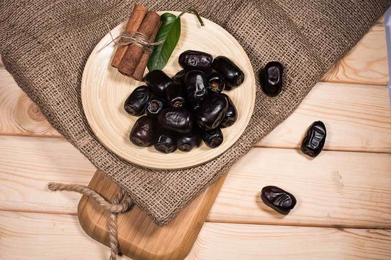 قیمت خرمای مضافتی بم در تبریز