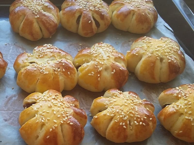 قیمت کلوچه خرمایی لاکی