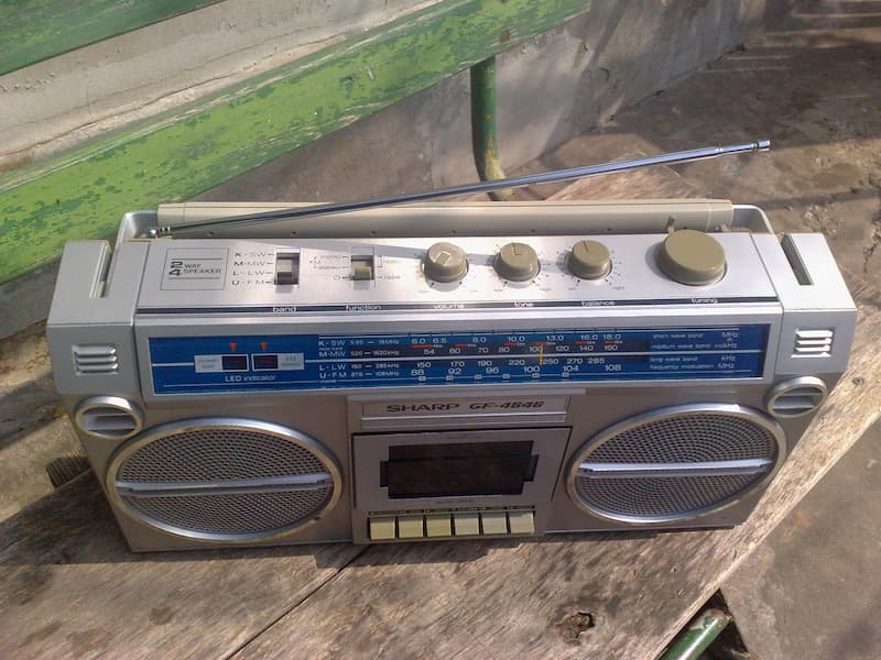 ضبط قدیمی جیوه دار ( جیوه در گرامافون قدیمی )