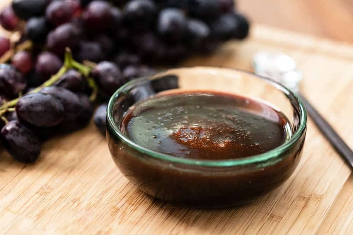 قیمت شیره انگور عسلی