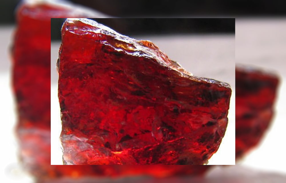 جیوه قرمز؛ خواص خاصیت سنگ جیوه Red mercury