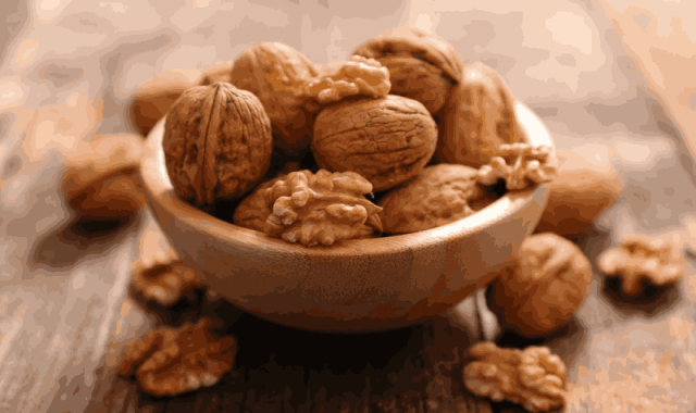 قیمت گردوی خشک شده