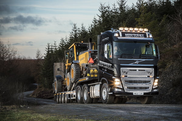 خرید بهترین انواع کشنده وارداتی با قیمت ارزان