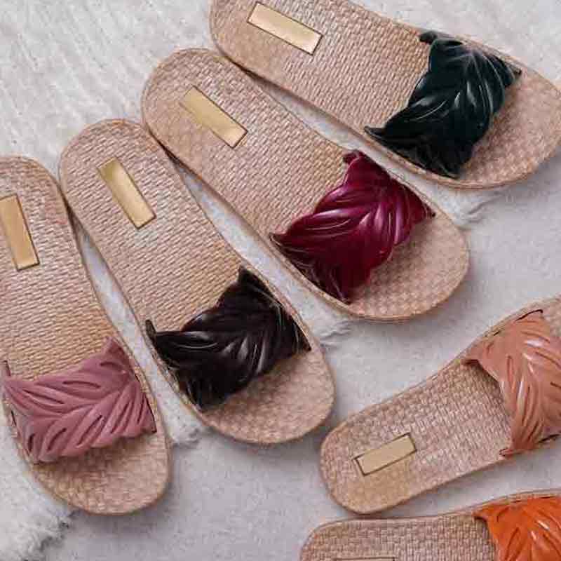 قیمت دمپایی ژله ای زنانه