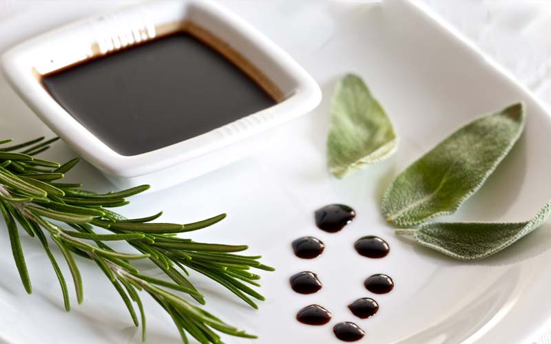 قیمت سس بالزامیک