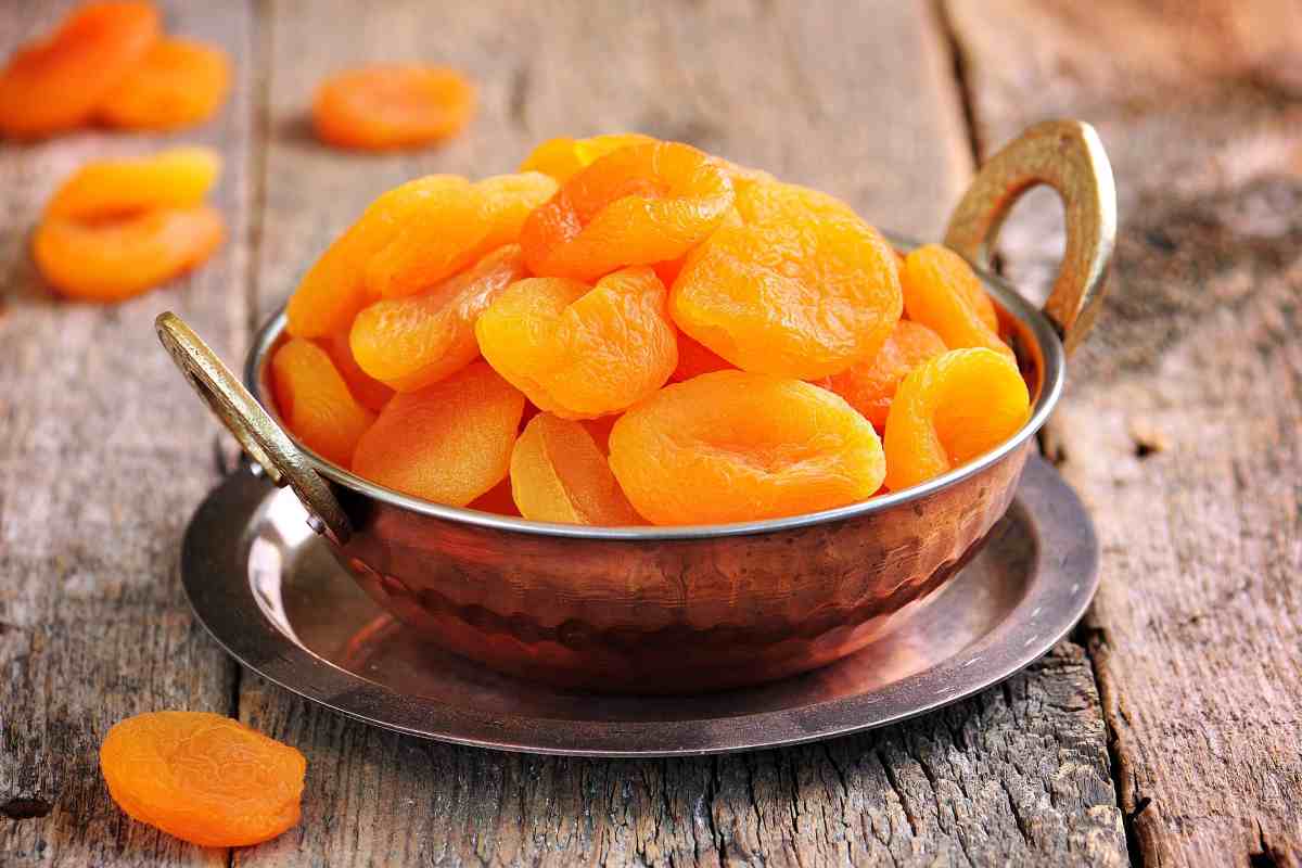 قیمت آلو قیسی