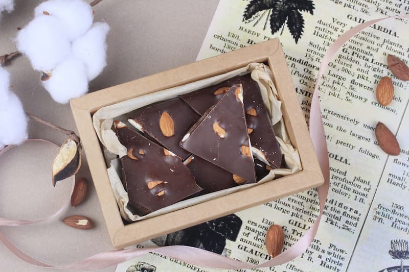 قیمت شکلات جعبه ای ارزان