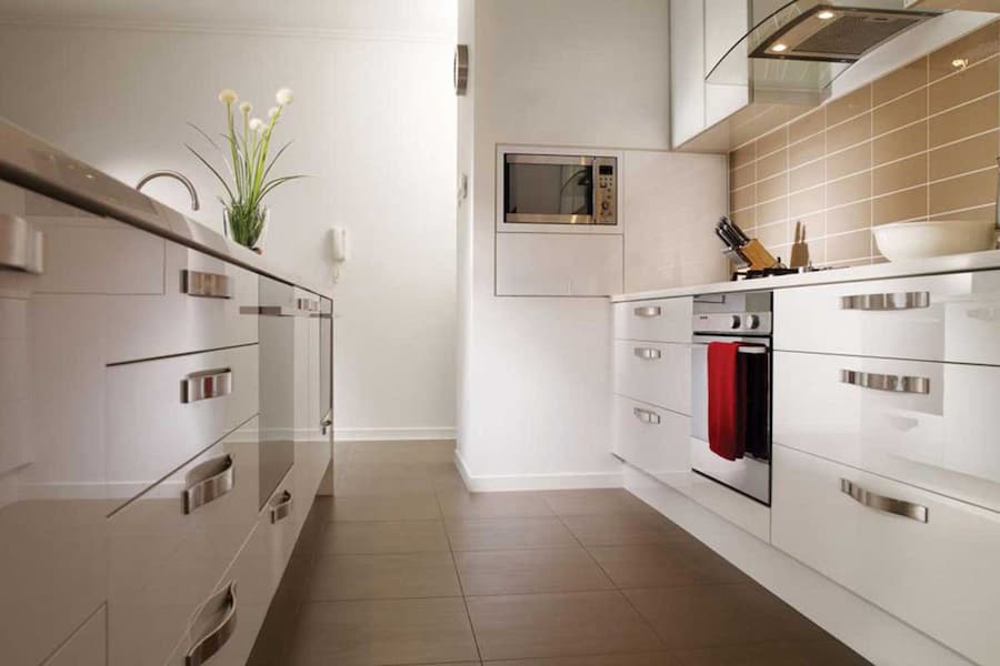 قیمت ام دی اف سفید پویا