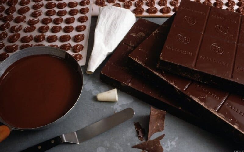 قیمت شکلات تخته ای فله ای