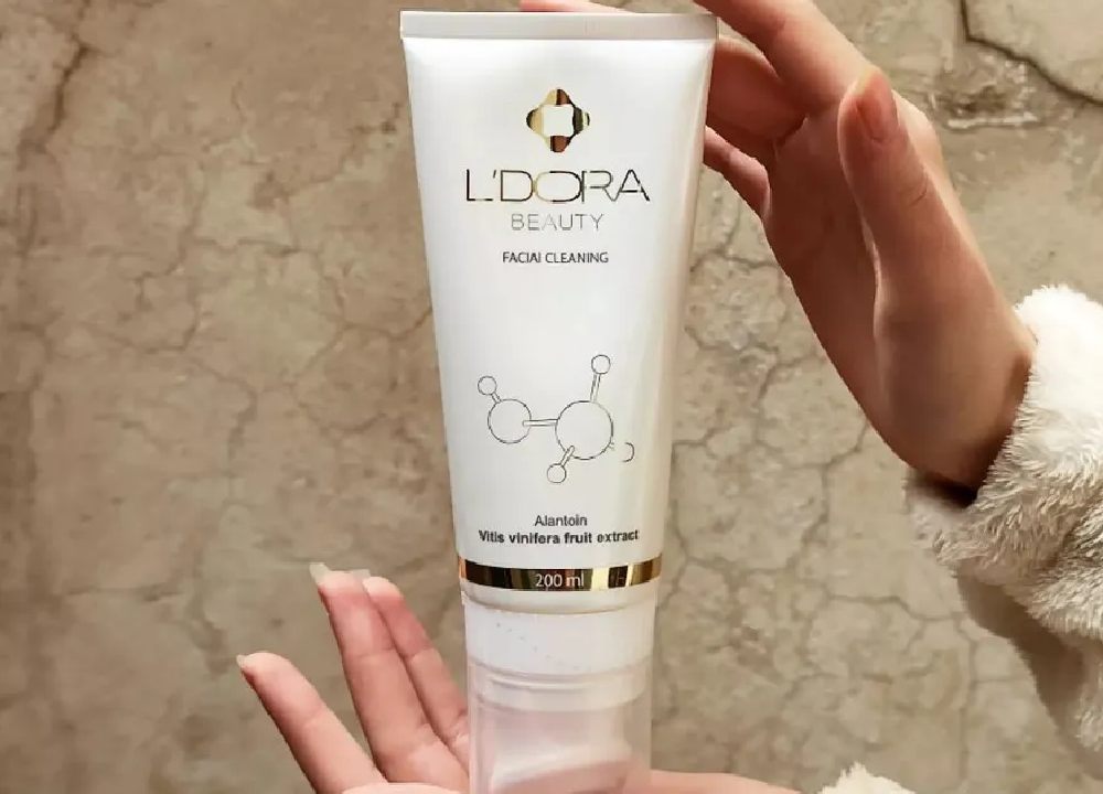 قیمت شوینده صورت لدورا