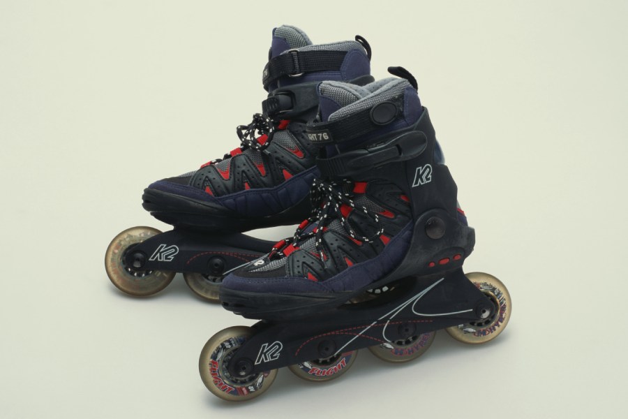 کفش اسکیت حرفه ای؛ داشتن بدنه کاف مناسب تشکیل شده (بوت بلبرینگ ترمز)