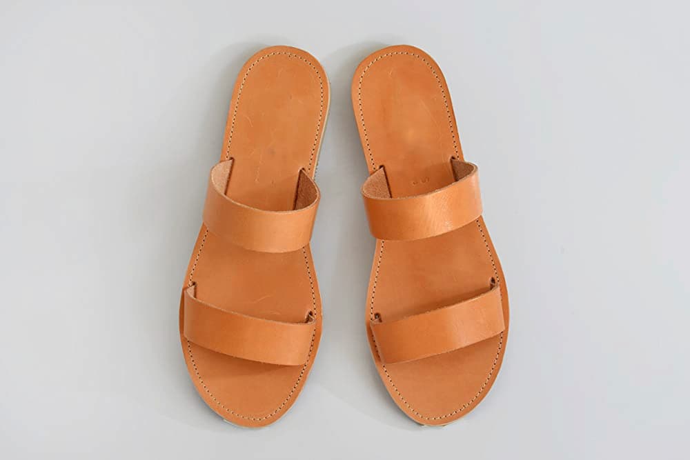 دمپایی چرمی؛ اصل 2 نوع (مردانه زنانه) طول عمر بالا