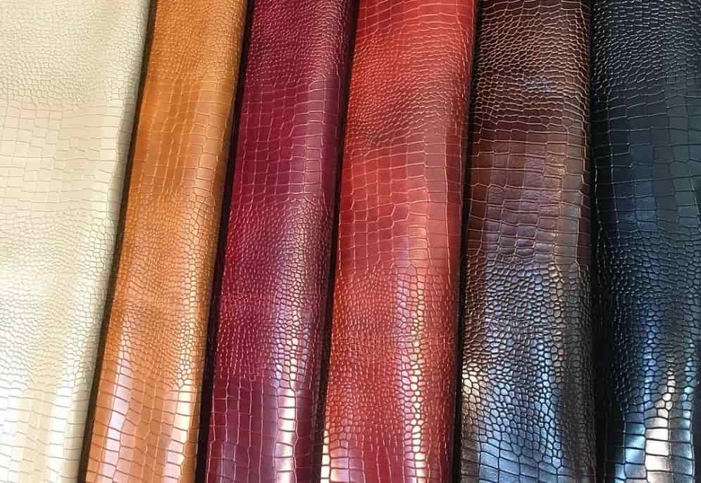 چرم مصنوعی متری؛ ساده طرح دار رنگبندی متنوع مناسب تولید کیف کفش