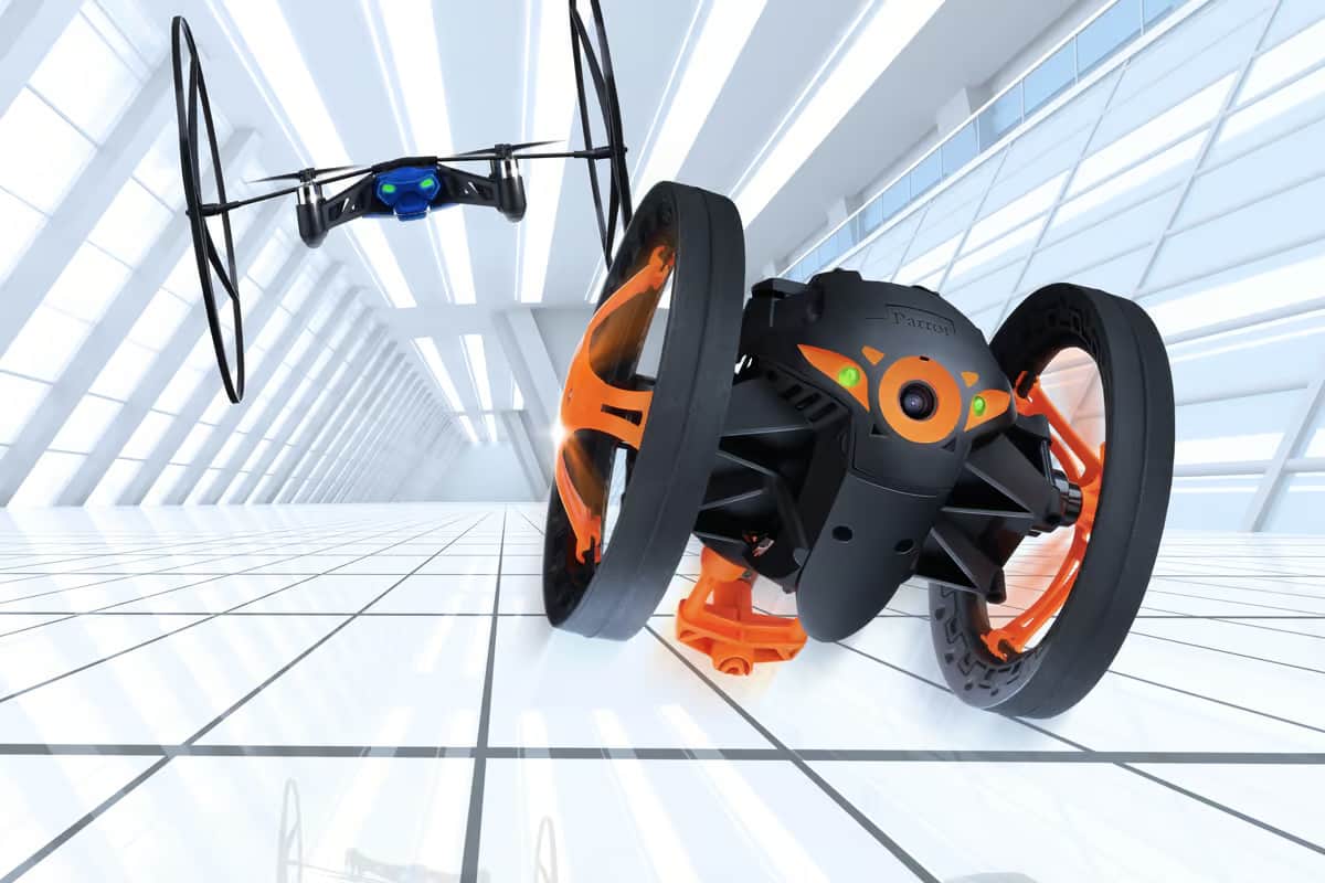 پهپاد کوچک اسباب بازی؛ جنس پلاستیک سبک (کنترل دار بدون کنترل)