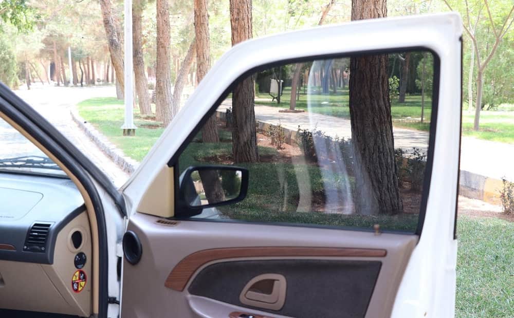 شیشه دودی فابریک سمند smoked glass تزئینات خودرو