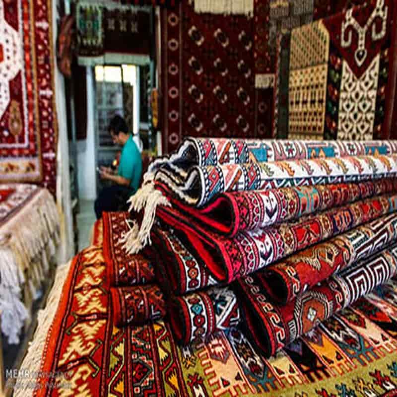 فرش دستباف اصفهان؛ کلاسیک سنتی 4 طرح (لچکی ترنجی ستونی محرابی)