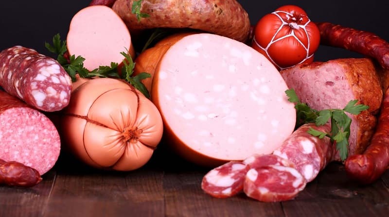 سوسیس و کالباس عمده؛ گوشت قرمز مرغ 3 طعم ادویه پسته قارچ