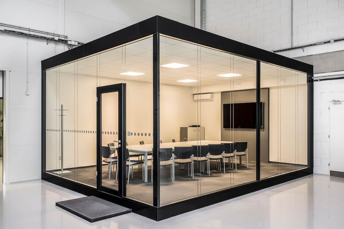 شیشه رفلکس دو جداره Reflex glass عایق ماند دیده شدن داخل خانه