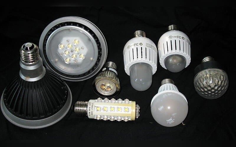 لامپ ال ای دی حبابی 9 وات؛ پلاستیک فشرده اتلاف انرژی پایین