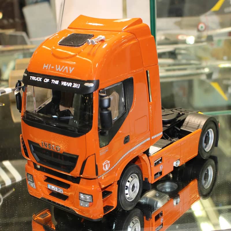 اسباب بازی تریلی فلزی Toy کنترلی ساده + افزایش تمرکز چابکی کودک