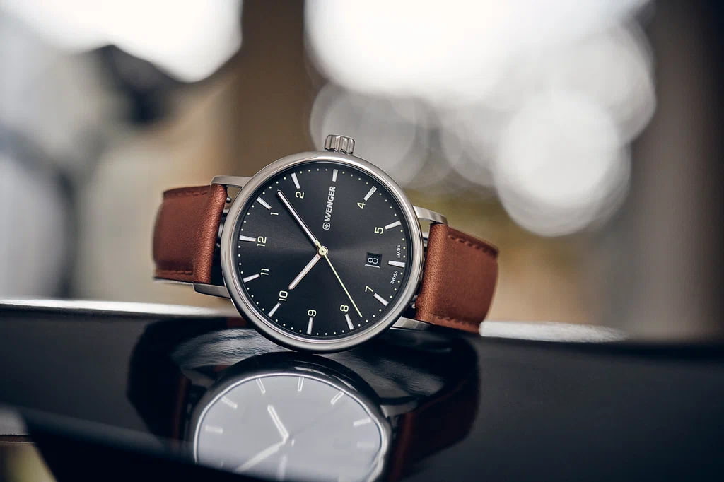 ساعت برنارد اچ مایر؛ اتوماتیک شیشه ضد خش