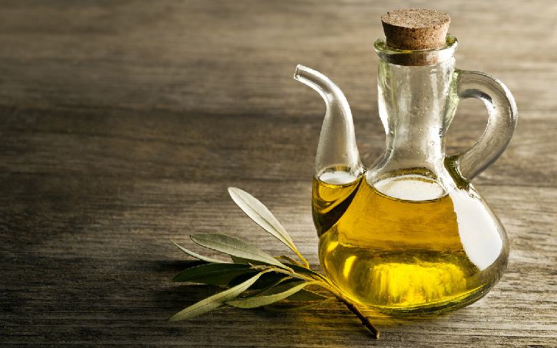 روغن زیتون نرمک؛ مانع پیری چروک پوستی ترمیم کننده موی سر